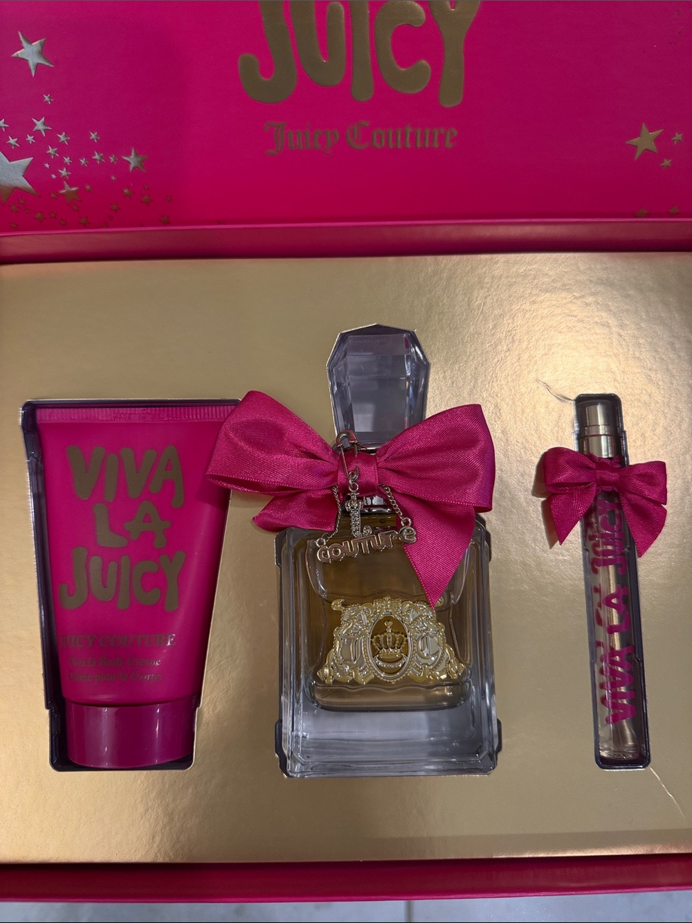 Juicy Couture Viva La Juicy Gift Trio - Hot Pink & Gold - Picture 3 of 16